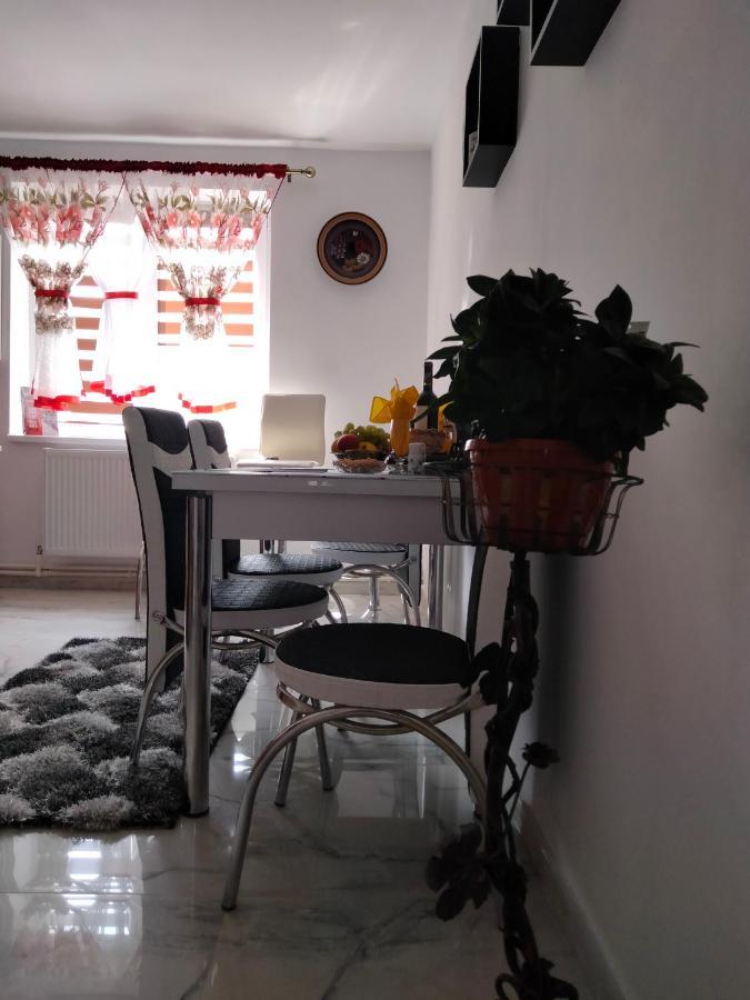 נהויו Apartament Geo מראה חיצוני תמונה
